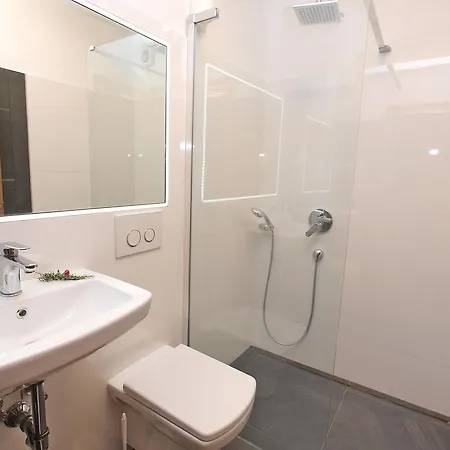 Appartement Prostin 772 *